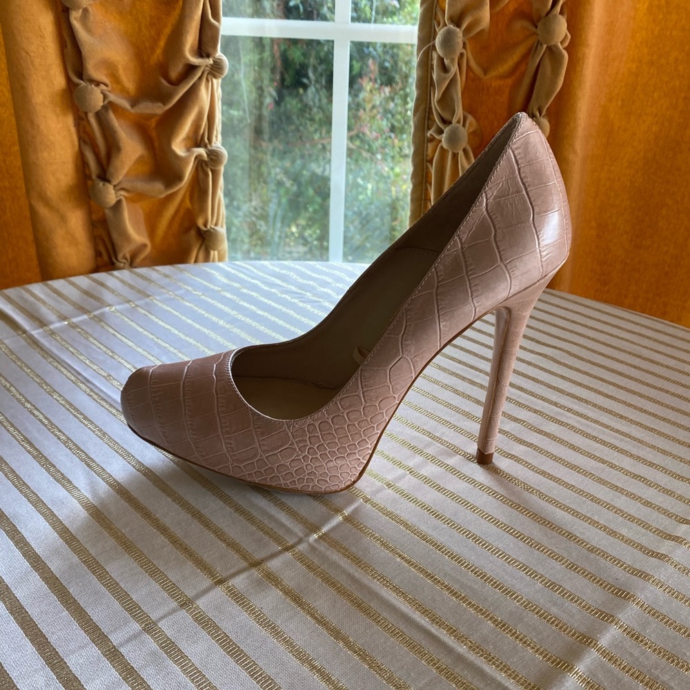 ZARA Nude Reptile Leather Print Stiletto 7